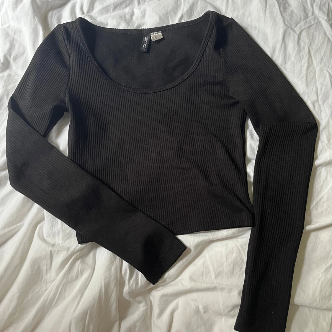 Svart ribbad långärmad topp H&M