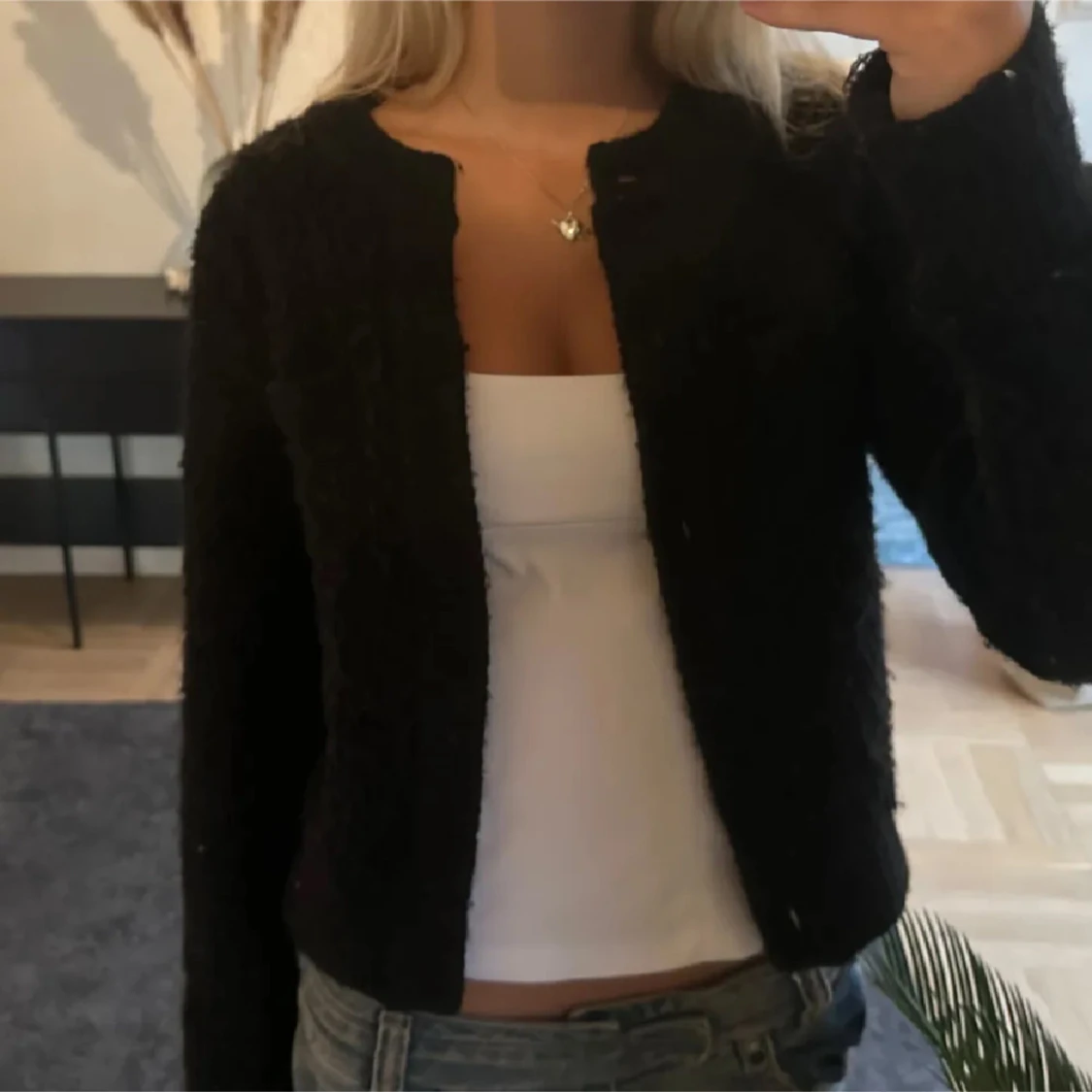 Svart stickad kofta - 2