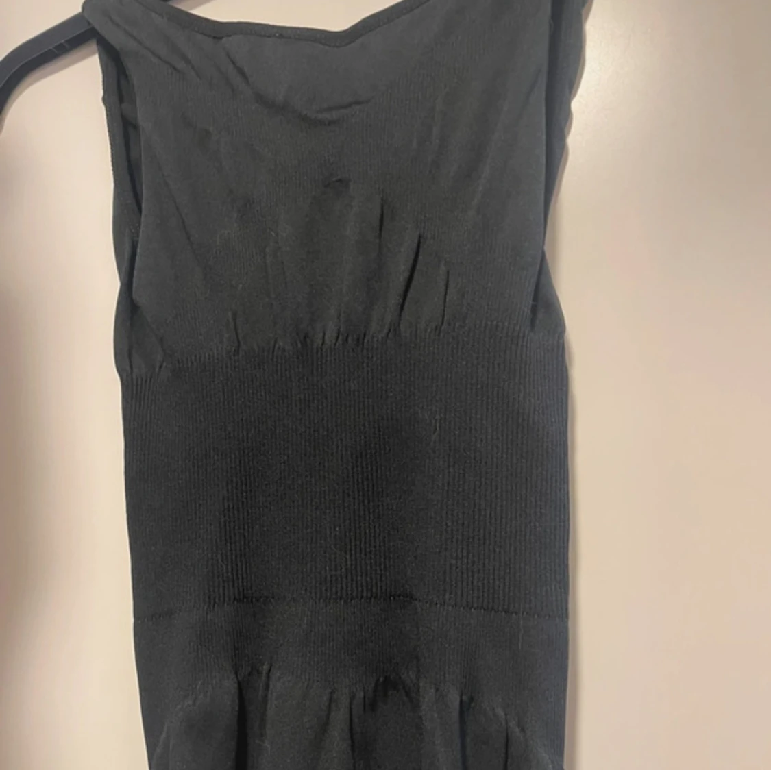 Svart sömlös jumpsuit L-XL - 4