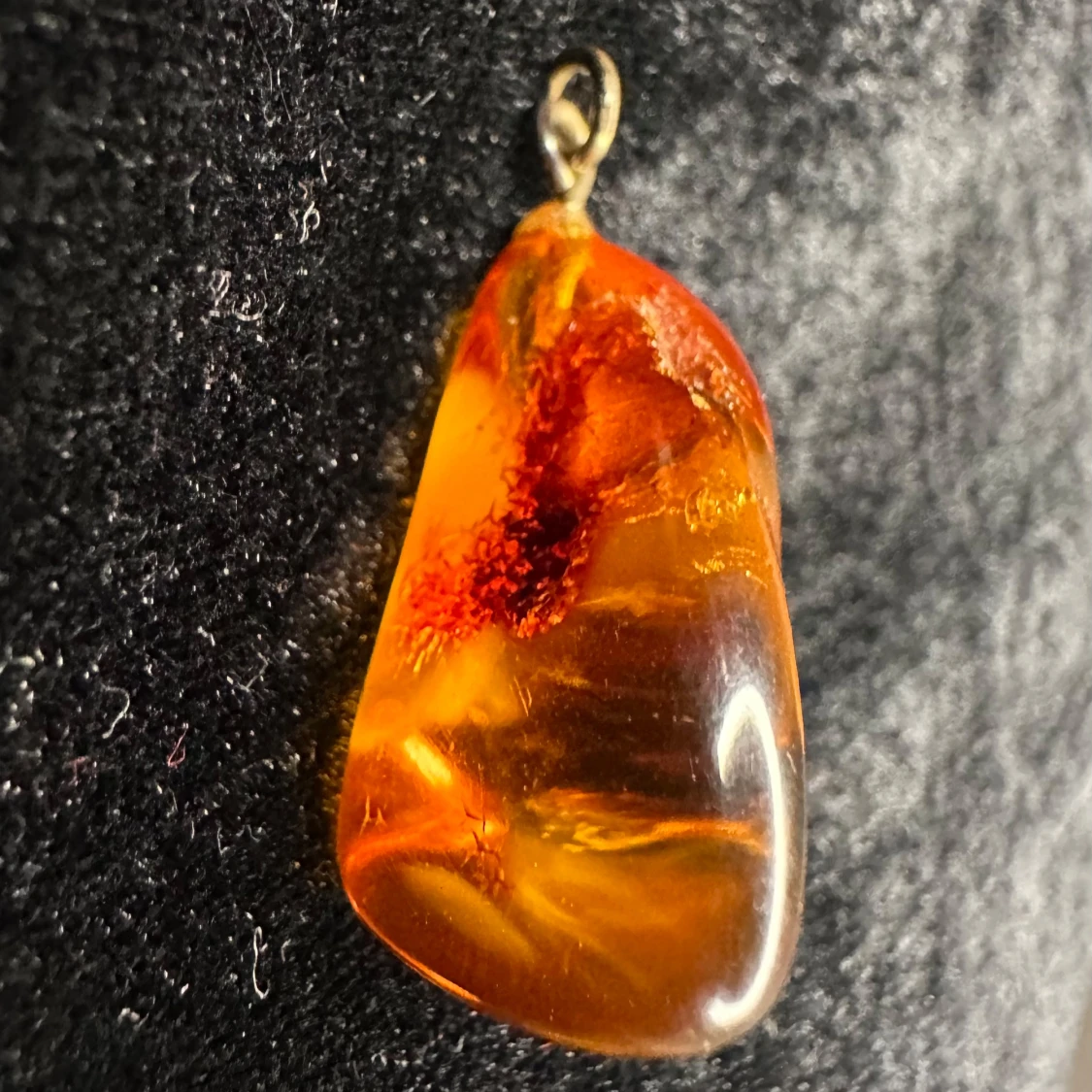 Vackert vintage hänge med äkta baltisk bärnsten i varma honungstoner - Retro - 50-tal 60-tal - Ädelsten - Natursten - 4