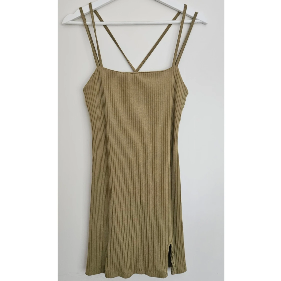 Ribbad klänning från Pull & Bear – Strl M