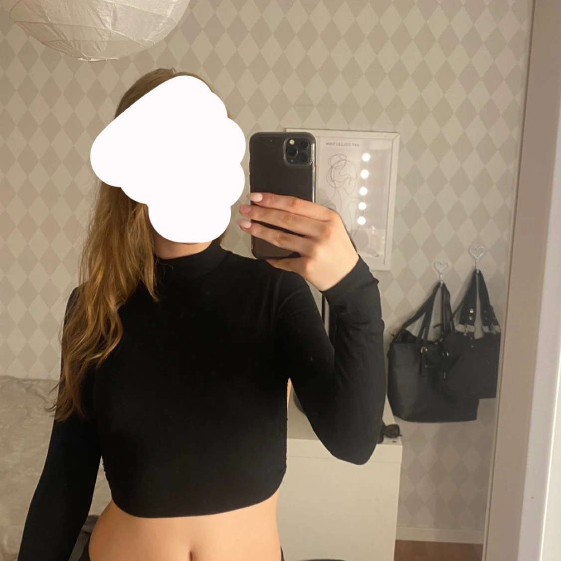 Svart topp med öppen rygg  - 3