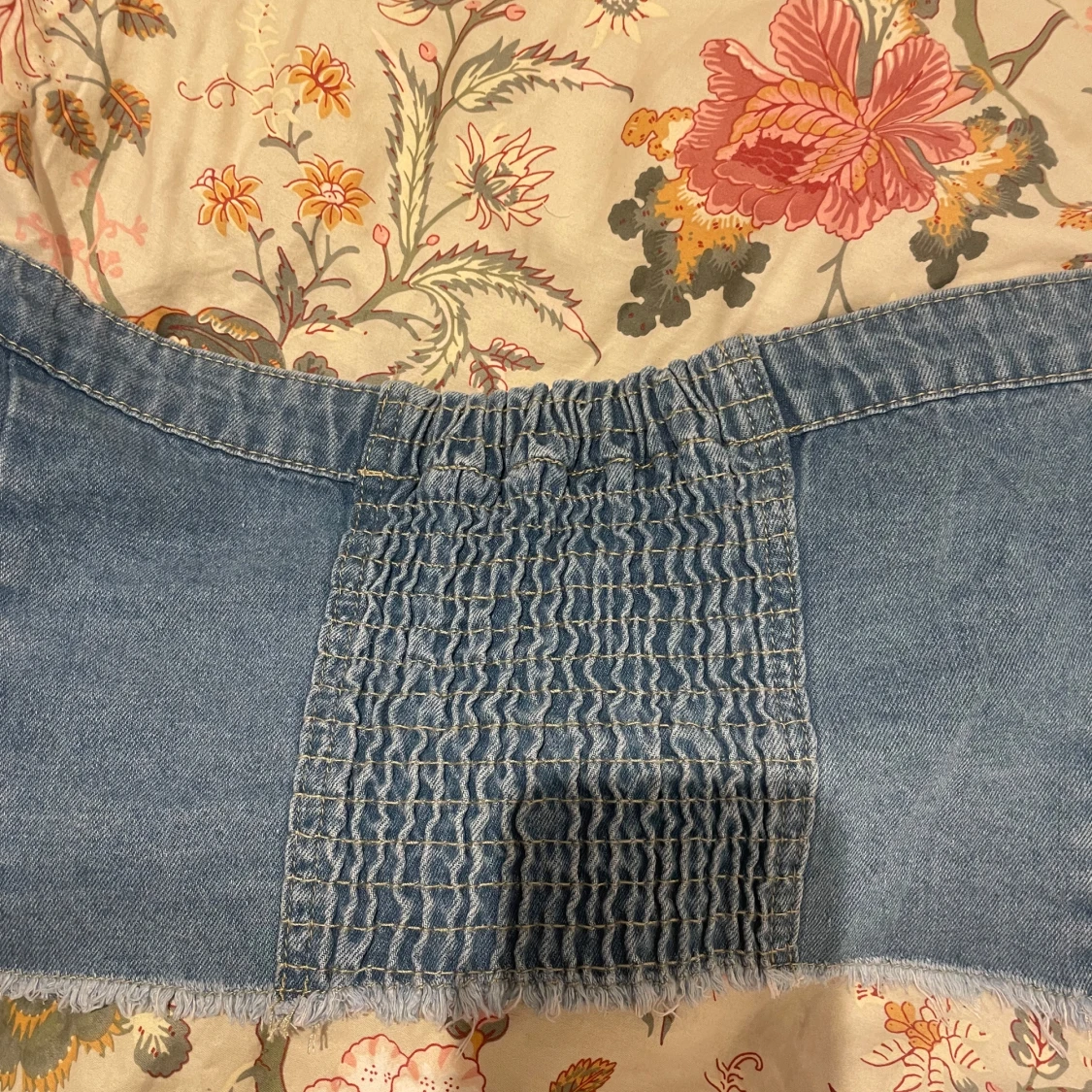 Blå jeantopp med knappar - 1