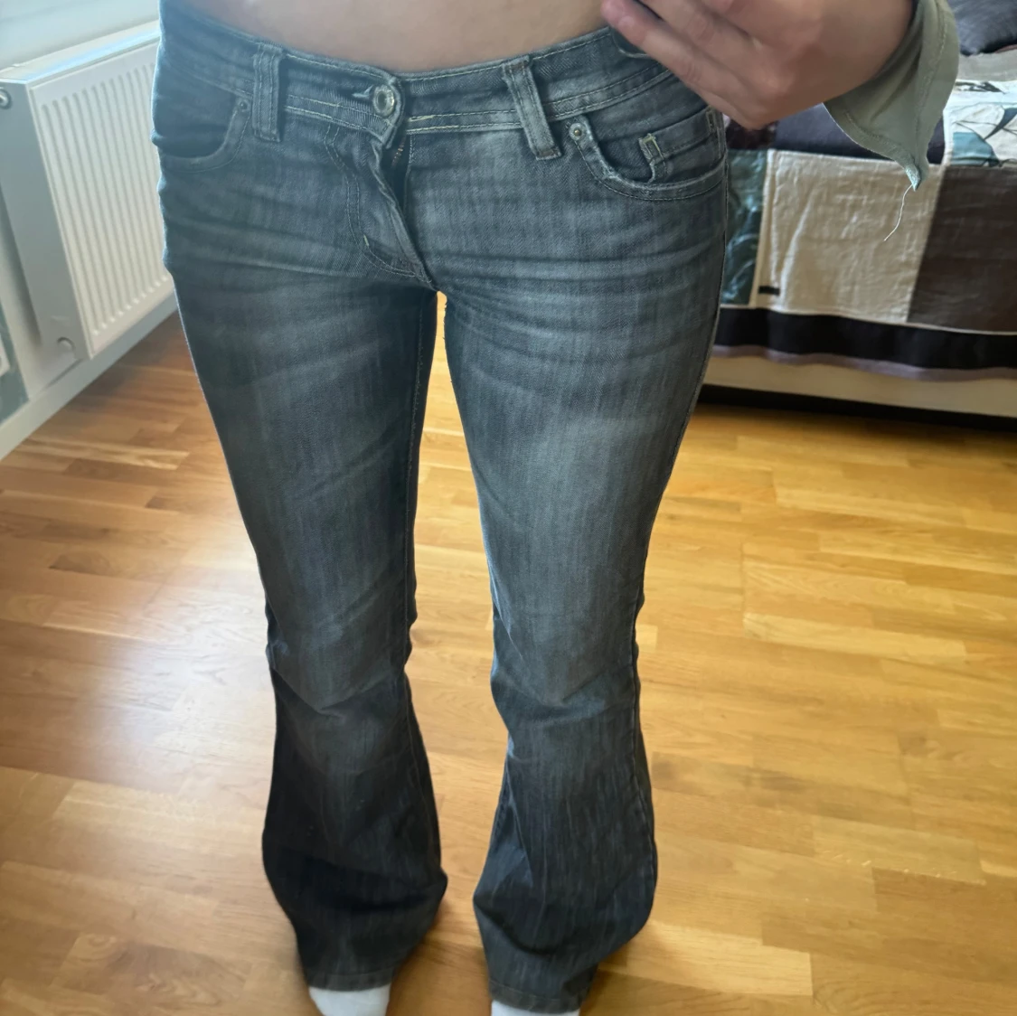 Lågmidjade bootcut jeans