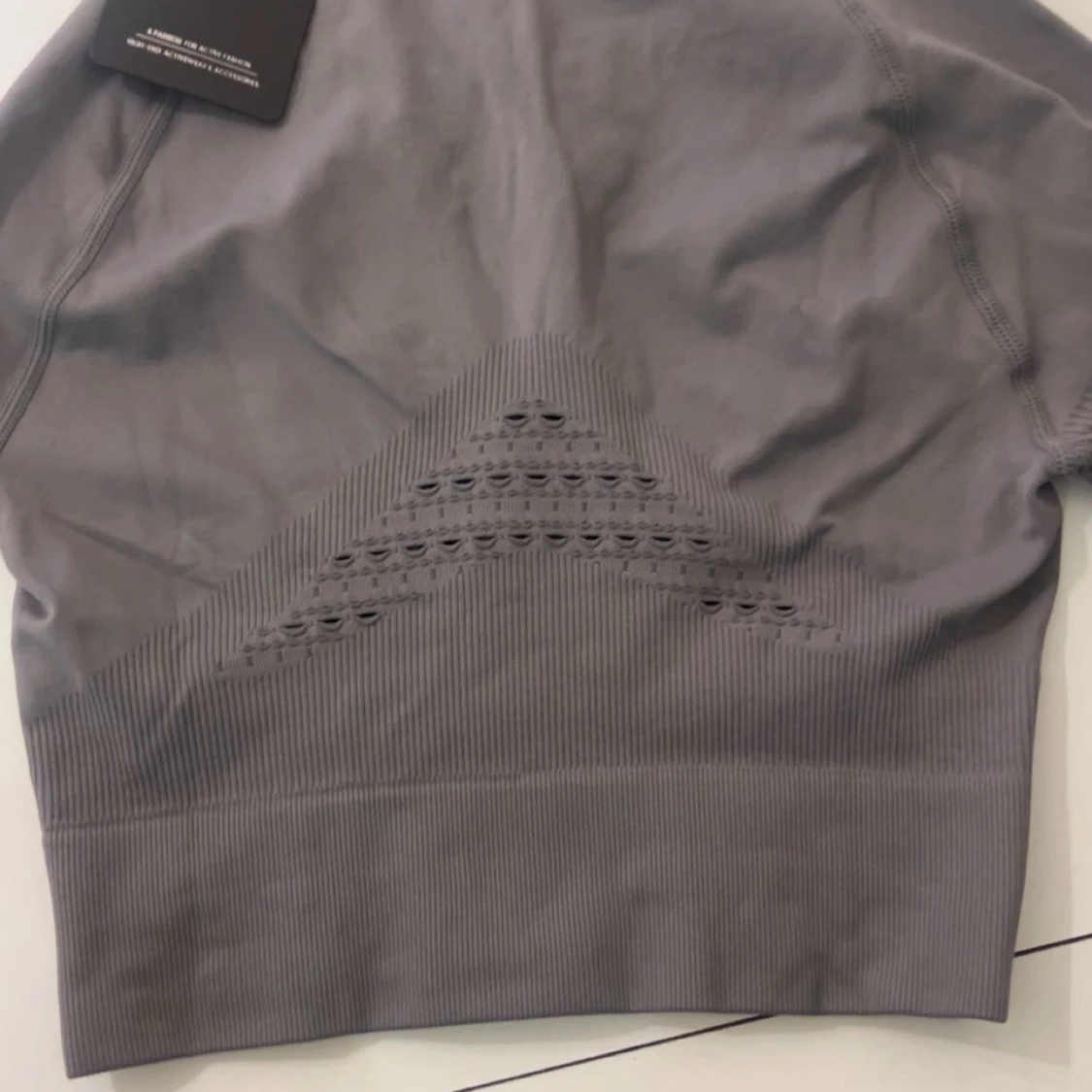 Grå långärmad träningströja från ALERA - 2