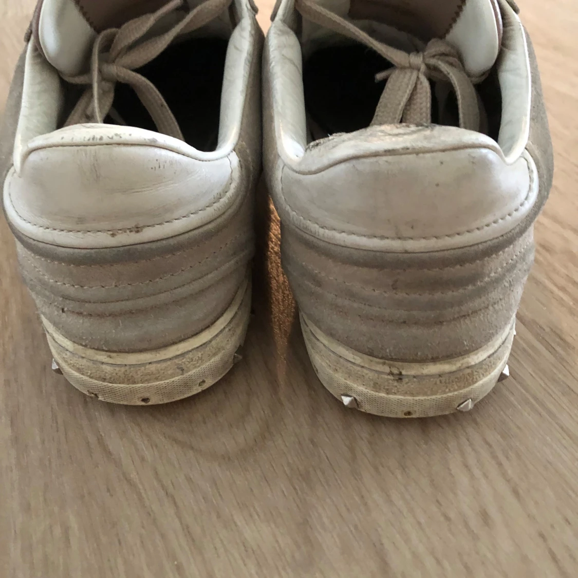 Beige valentino flycrews  - 3