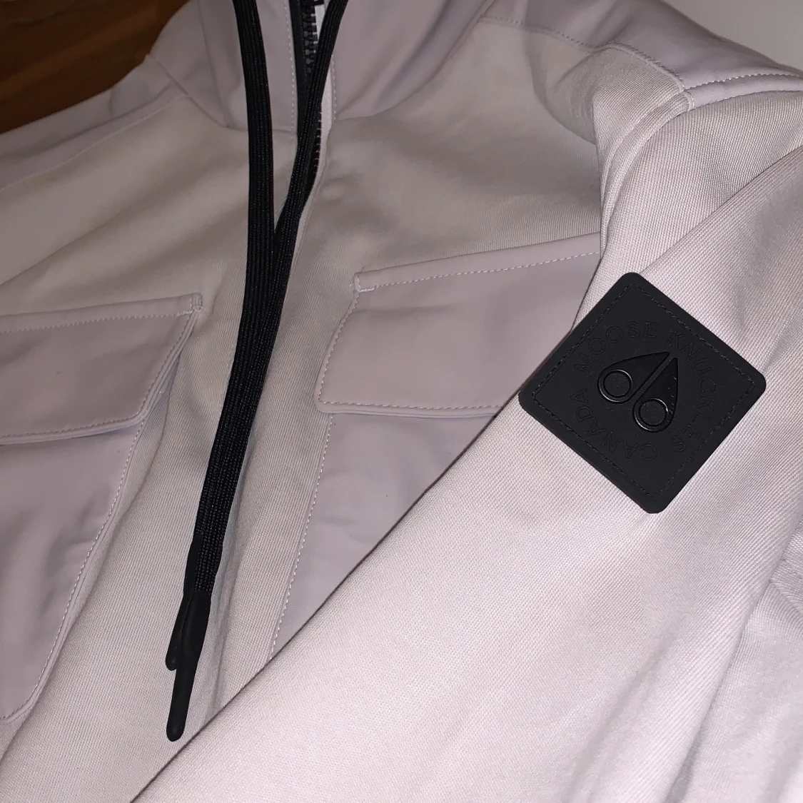 Moose knuckles tröja köpt på Thern Lund