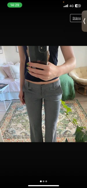 Kostym byxor - Innerbenslängden-81 cm Midjemått- 39 rakt över 