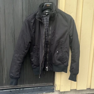 Höstjacka - Fodrad höstjacka 💕62% polyester, 38% bomull. 