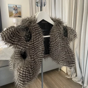 Bolero - As cool bolero! Köparen står för frakten!💕💕