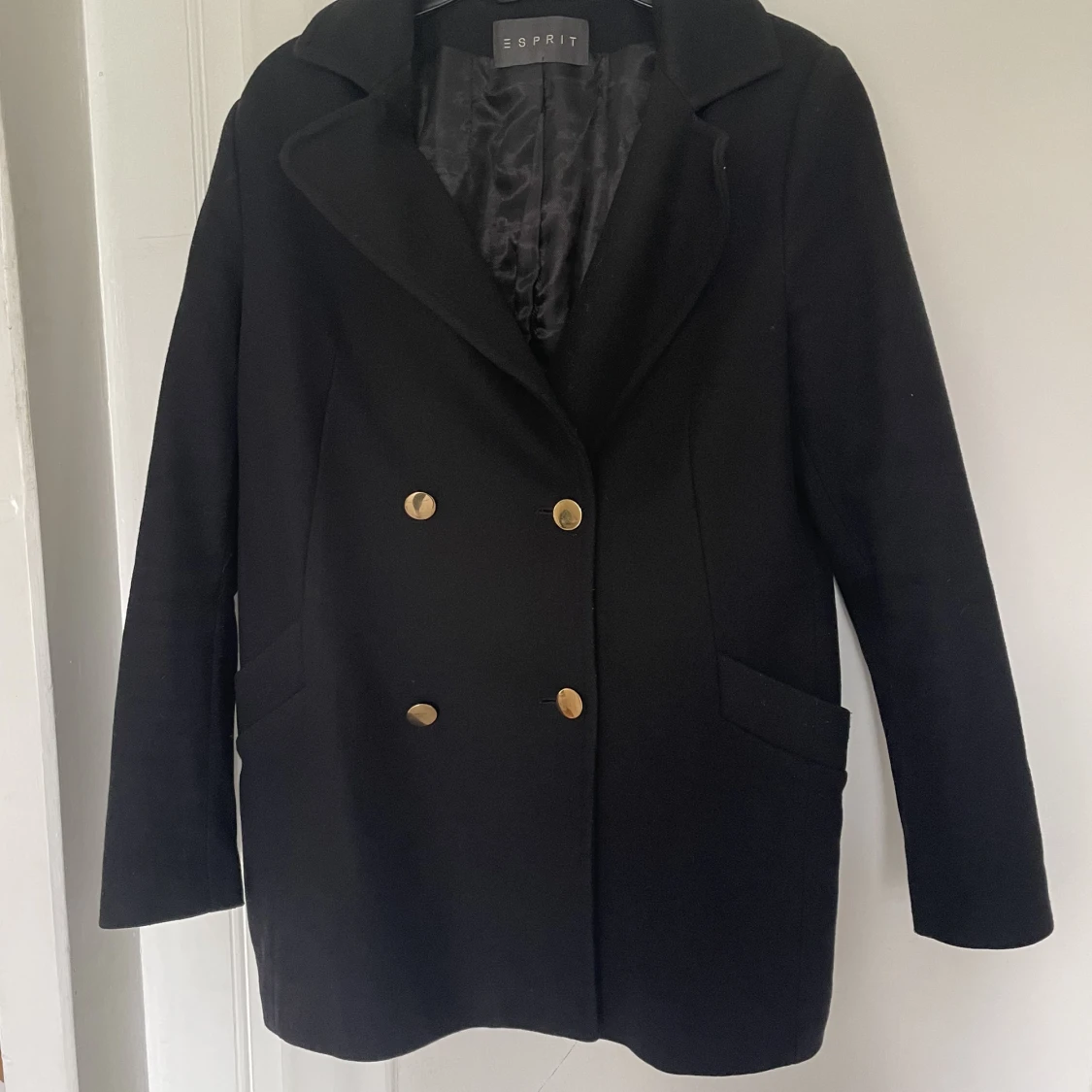 Dubbelknäppt ullkappa - 91