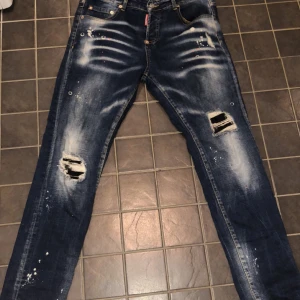 Dsquared2 Jeans - Fräscha Dsquared oanvända par som inte passade mig