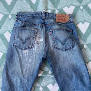 Loose fit Levis jeans med en riktigt snygg wash och snyggt slitage baktill. 