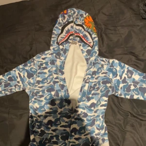 Bape tröja  - Storlek S, skick 9/10