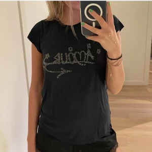 Zadig tshirt - Super basic but yet so cute 🥰 fits really well and is soft
