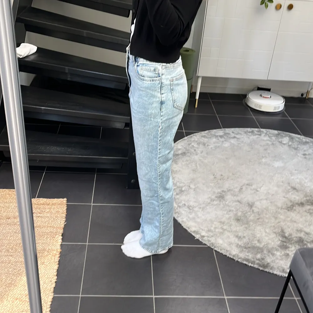 Säljer mina snygga jeans med strecht. Jeans & Byxor.