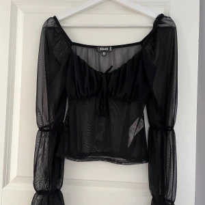 Svart blus  - Svart blus 