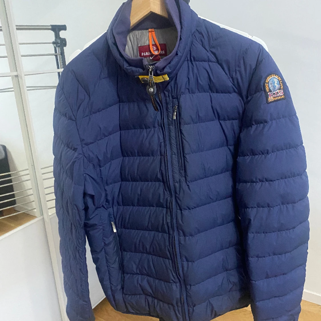 Parajumpers quiltad blå jacka strl l