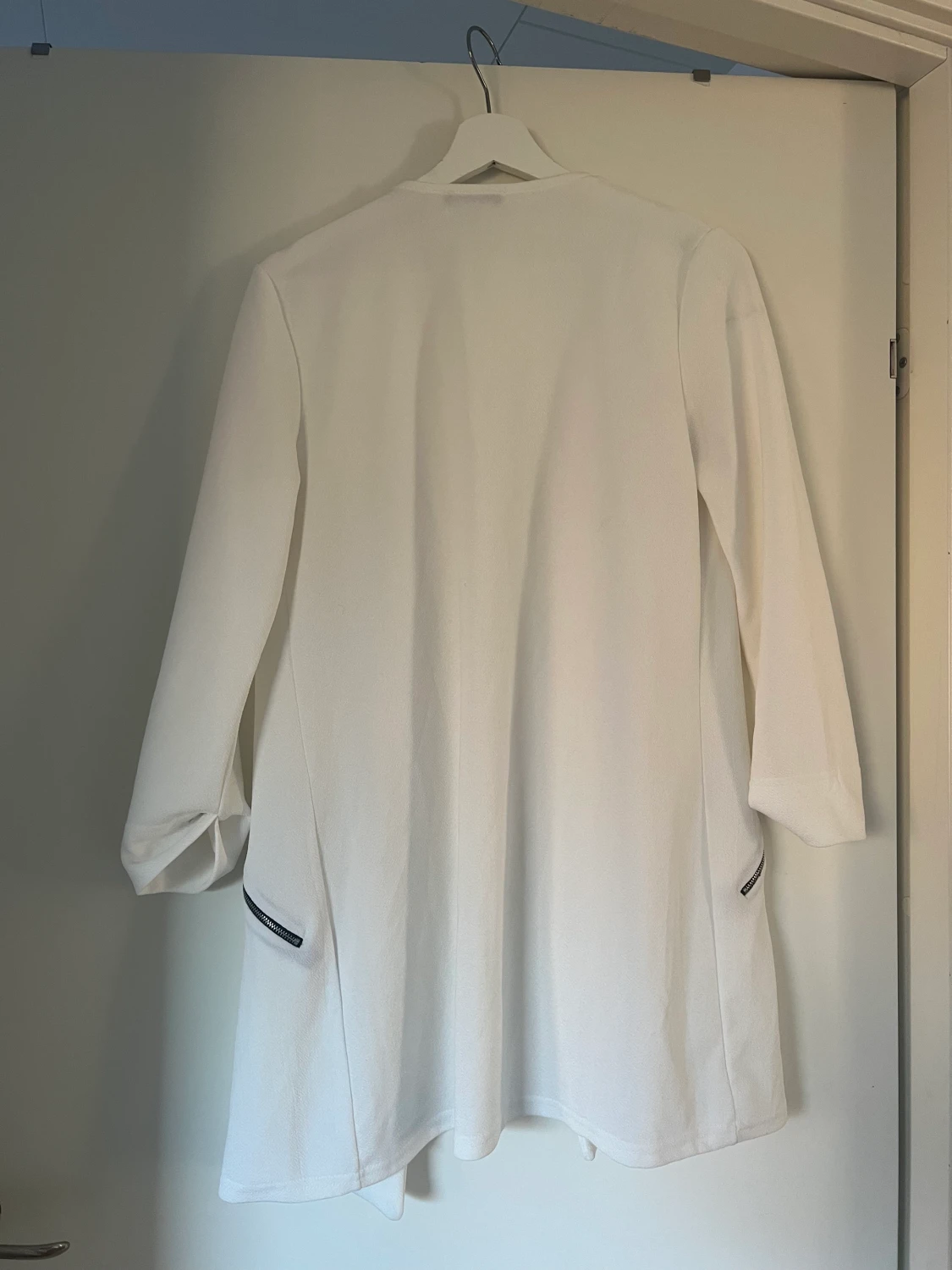 Elegant cardigan 🤍 - 90