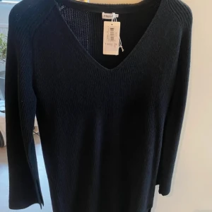 Stickad klänning - Ny med lapp, storlek xs. Filippa k 