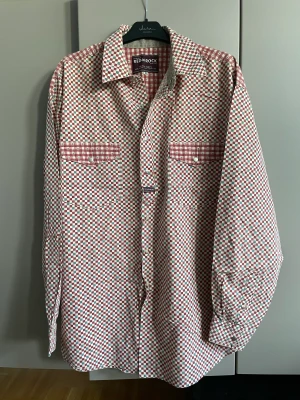 Skjorta XL - Mycket fint skick 