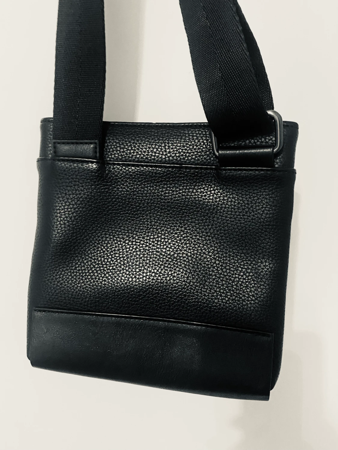 Calvi Klein väska - 90