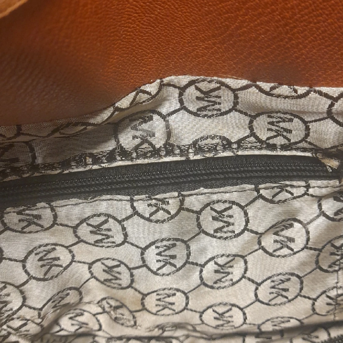 Michael kors handväska  - 91