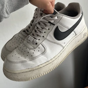 Nike air force - I god skick!  Storlek 41 