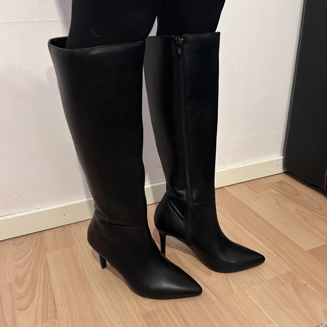 Boots🖤 - 90