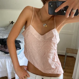 Linne  - Linne i skönt material och fint skick!💘