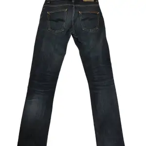 Feta Nudie jeans, modellnamn Grim Trim W28 L32, Nypris 1500.  