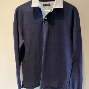 Massimo Dutti rugbytröja  - Massimo Dutti rugbytröja Storlek S Priset kan diskuteras!!!