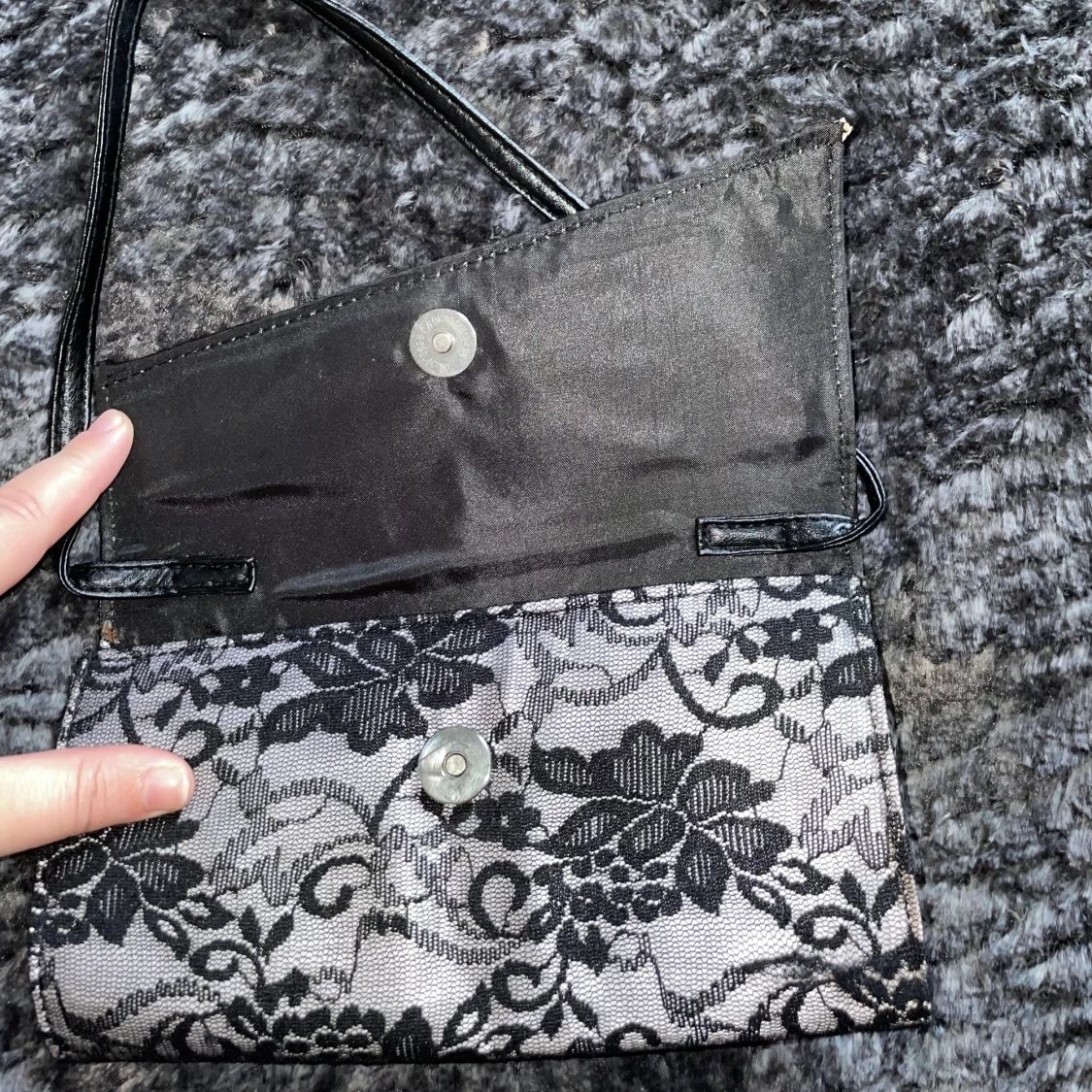 Svart spets väska - 91