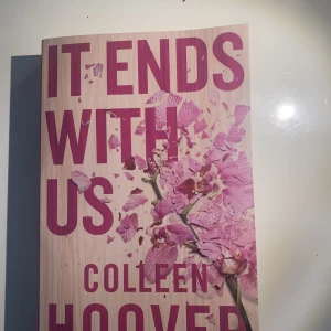 Engelsk bok - En jätte bra bok som ser ny ut! Den är på engelska! Säljs pågrund av att ja har läst klart den