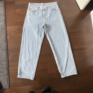 Sweet skateboards jeans - Säljer mina baggy sweet skateboards jeans liknande passform till big boys💯🔥 inga flaws alls knappt använda helt nya💯💯 