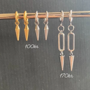 Örhängen  - Frakt kostar 15kr ❤️