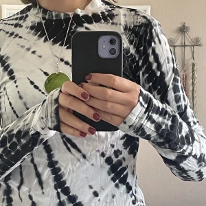 Långärmad tröja - Använt några gånger men i bra skick