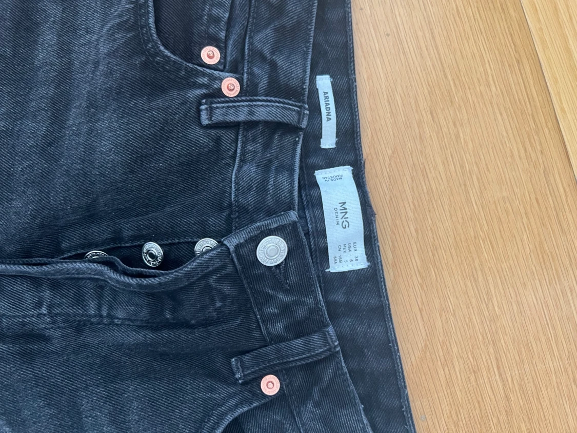 Jeans från mango - 90