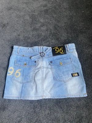 Jeanskjol - En fin jeanskjol från G-star