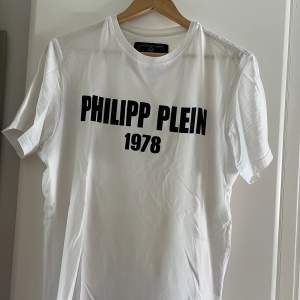 Philipp Plein äkta t-shirt  Storlek M Mycket bra skick