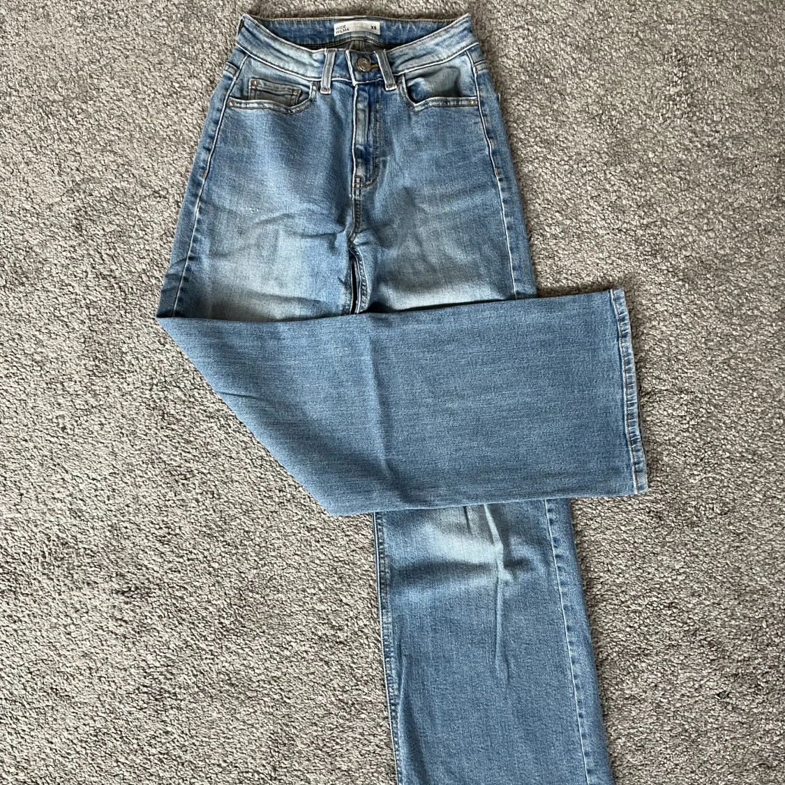 Wide leg jeans