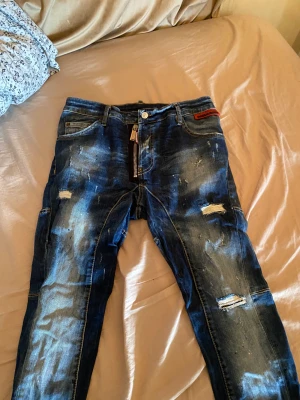 Dsquared2 Jeans - Cond 9/10! Storlek 46 vilket motsvarar ungefär Small 
