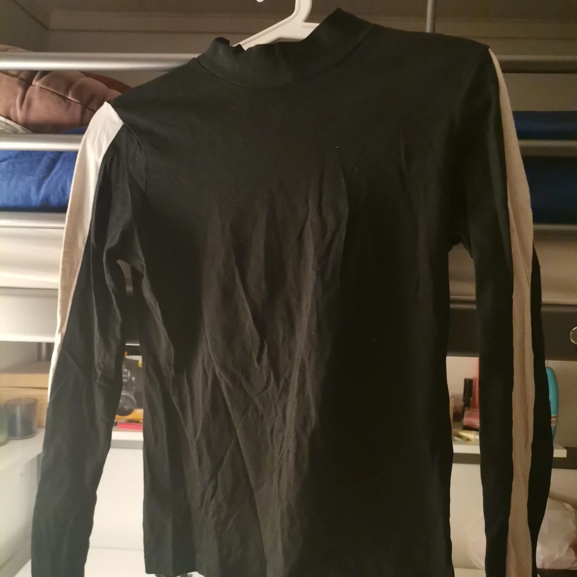 Svart långärmad vita ränder - 90