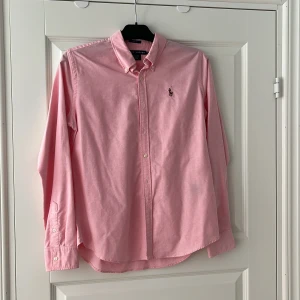 Skjorta RL - Skjorta från Ralph Lauren köpt i USA 👌🇺🇸 använd 2 gånger. 