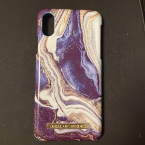 ideal of sweden skal - ideal of sweden skal till iphone xs. litet jack på baksidan