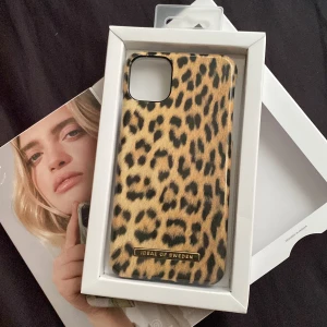 Ideal of Sweden skal - Säljer oanvända ideal of Sweden skal för iPhone 11 PRO max. Fick dom av min syster men kom aldrig till användning! Nypris 249kr❤️