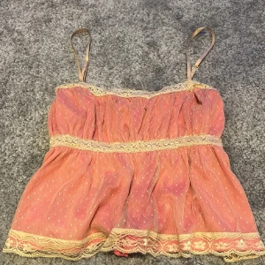 Cider topp  - Säljer denna topp ifrån cider då den inte passade mig. Den är helt oanvänd med prislapp🩷