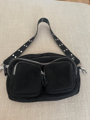  Noellaväska - Knappt använd kopia av Noellaväskan.