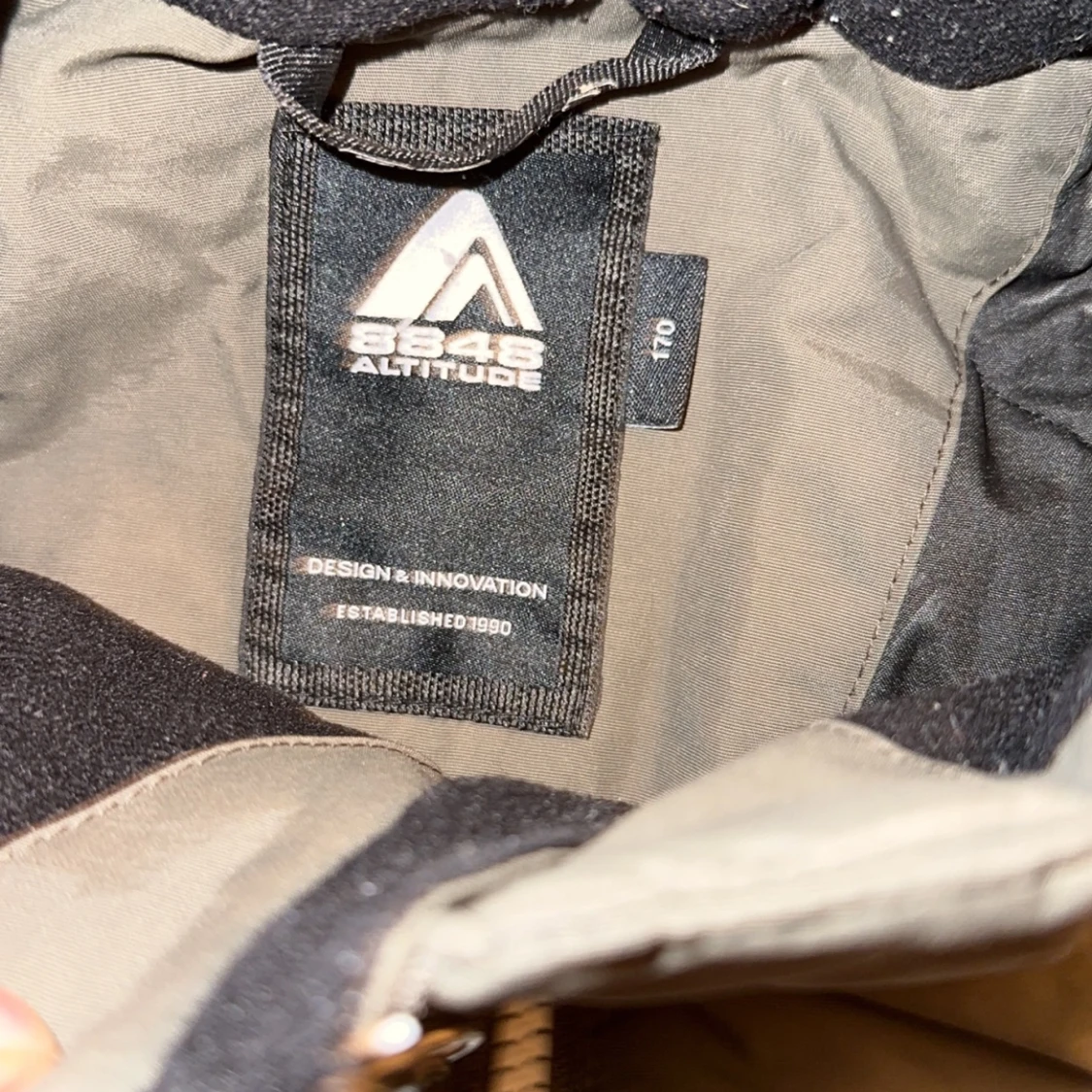 Jacket attitude  - 90