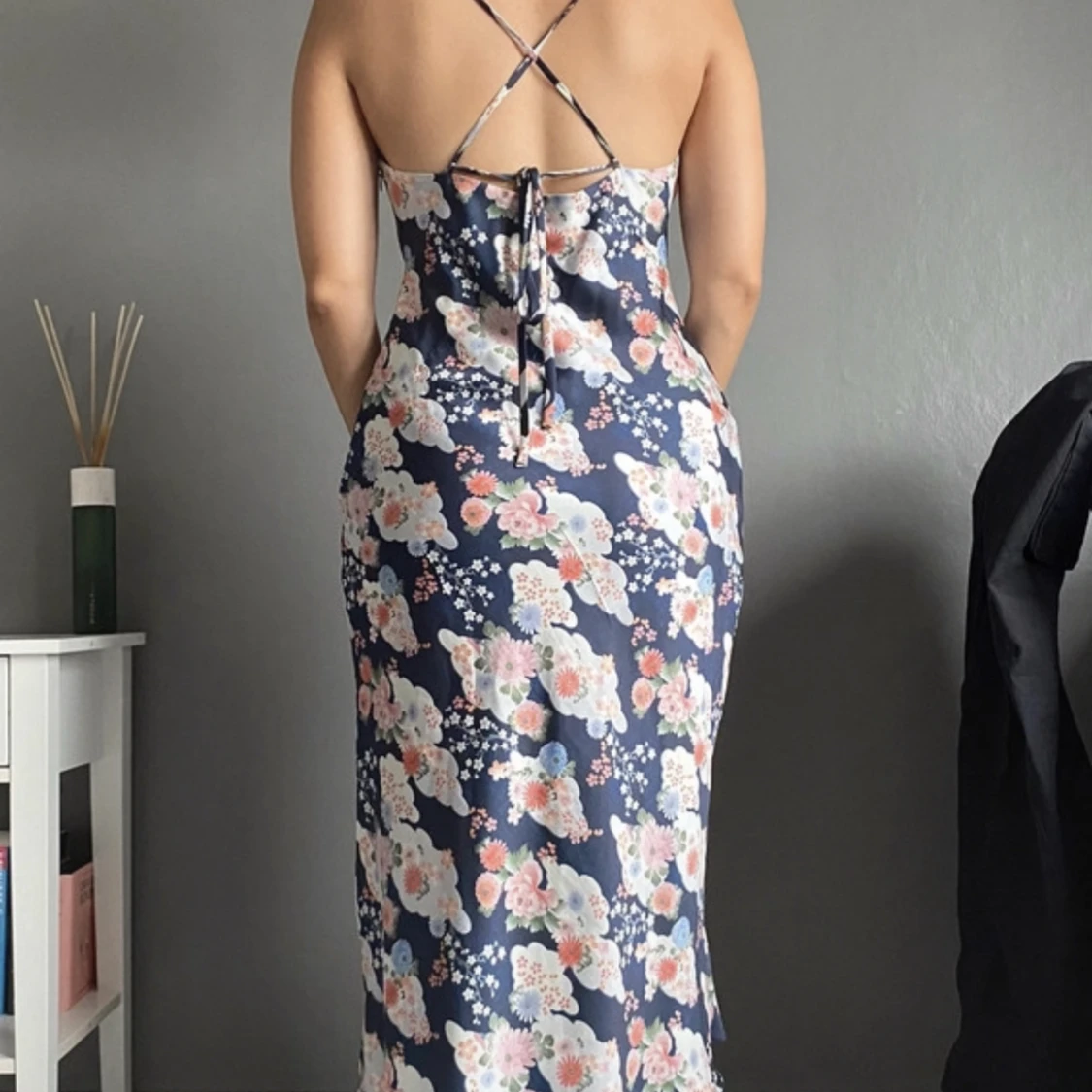 Klänning i satin - 91